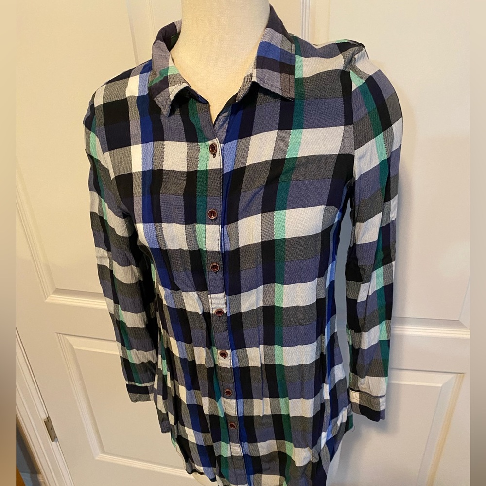 PPLA Clothing Sz L Plaid Button Down Shirt